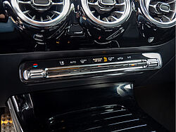 Braunschweig Mercedes-Benz CLA 200 Fahrzeugbild - 12