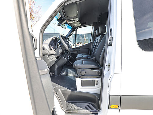Menden Mercedes-Benz Sprinter Fahrzeugbild - 12
