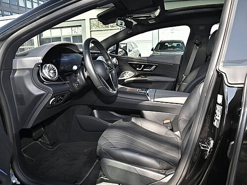 Braunschweig Mercedes-Benz EQS Fahrzeugbild - 12