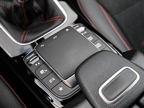 Paderborn Mercedes-Benz CLA 200 Fahrzeugbild - 18