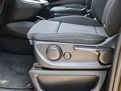 Paderborn NFZ Mercedes-Benz V 250 Fahrzeugbild - 9