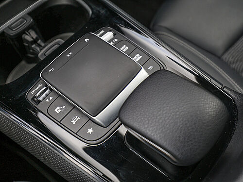 Paderborn Mercedes-Benz GLA 200 Fahrzeugbild - 18