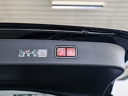 Menden Mercedes-Benz E 300 Fahrzeugbild - 33