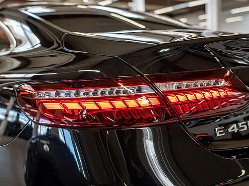 Arnsberg Mercedes-Benz E 450 Fahrzeugbild - 30