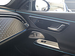 Menden Mercedes-Benz E 300 Fahrzeugbild - 18