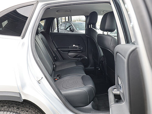 Paderborn Mercedes-Benz GLA 200 Innenaufnahme