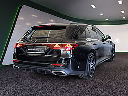 Menden Mercedes-Benz E 300 Außenaufnahme Heckansicht
