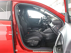 Menden Peugeot e-208 Innenaufnahme Cockpit