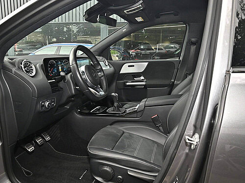 Braunschweig Mercedes-Benz B 180 Fahrzeugbild - 12