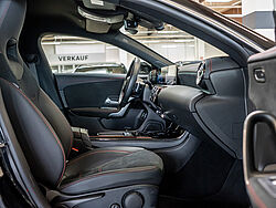 Arnsberg Mercedes-Benz CLA 250 Innenaufnahme Cockpit