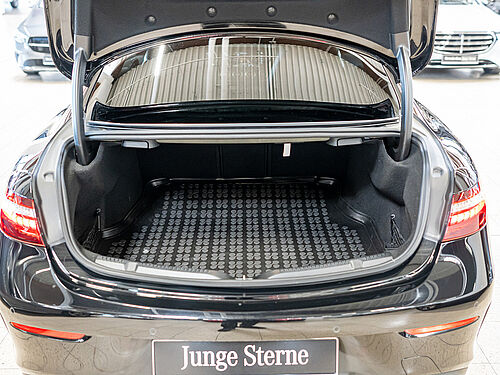 Arnsberg Mercedes-Benz E 450 Fahrzeugbild - 24