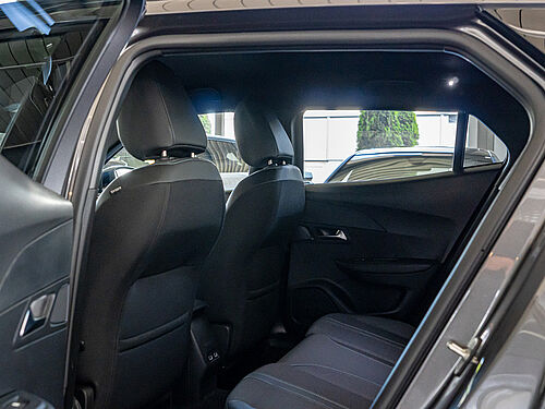 Menden Peugeot 2008 Innenaufnahme