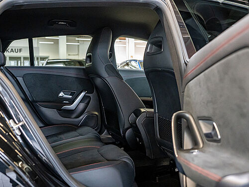 Arnsberg Mercedes-Benz CLA 250 Innenaufnahme