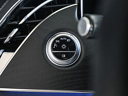 Menden Mercedes-Benz E 300 Fahrzeugbild - 30