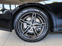 Menden Mercedes-Benz E 300 Detailfoto Felge
