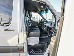 Menden Mercedes-Benz Sprinter Innenaufnahme Cockpit