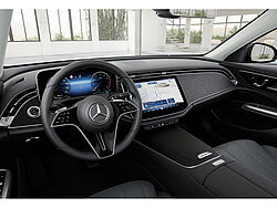 Braunschweig Mercedes-Benz E 200 Innenaufnahme Cockpit