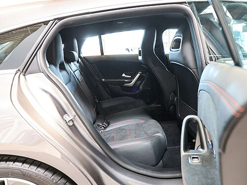Arnsberg Mercedes-Benz CLA 200 Innenaufnahme