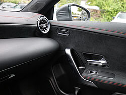 Paderborn Mercedes-Benz CLA 200 Fahrzeugbild - 18