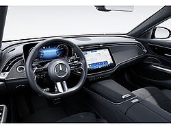 Braunschweig Mercedes-Benz E 200 Innenaufnahme Cockpit
