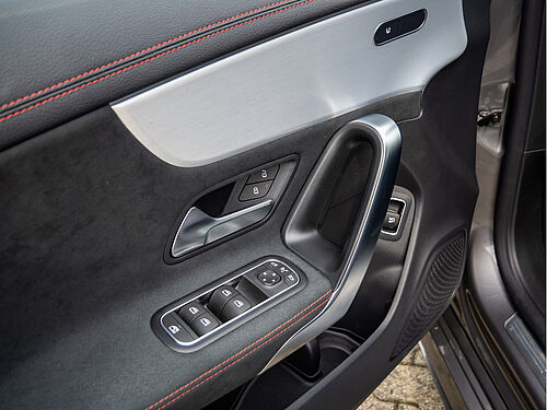Braunschweig Mercedes-Benz CLA 200 Fahrzeugbild - 24