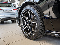 Menden Mercedes-Benz B 250 Detailfoto Felge