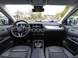 Paderborn Mercedes-Benz GLA 200 Fahrzeugbild - 9