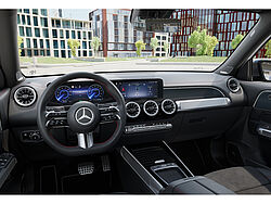 Menden Mercedes-Benz EQB 300 Innenaufnahme Cockpit