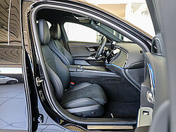 Menden Mercedes-Benz E 300 Innenaufnahme Cockpit